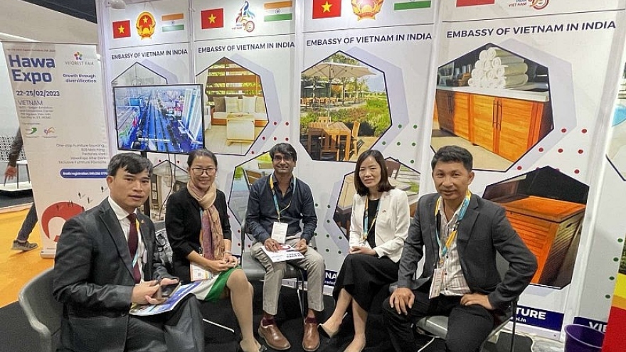 Vietnam attends India International Furniture Fair