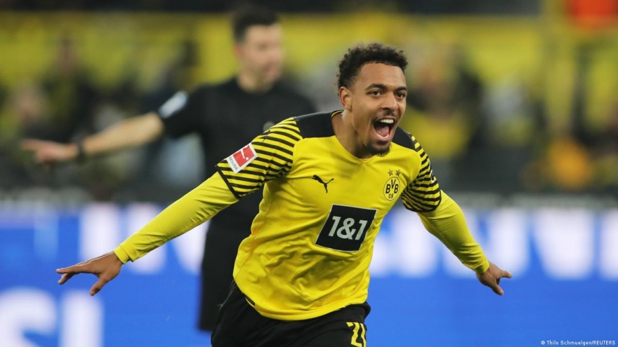 Sao Dortmund tiết lộ “bí kíp” đối phó hàng thủ châu Âu với tiền đạo Việt Nam