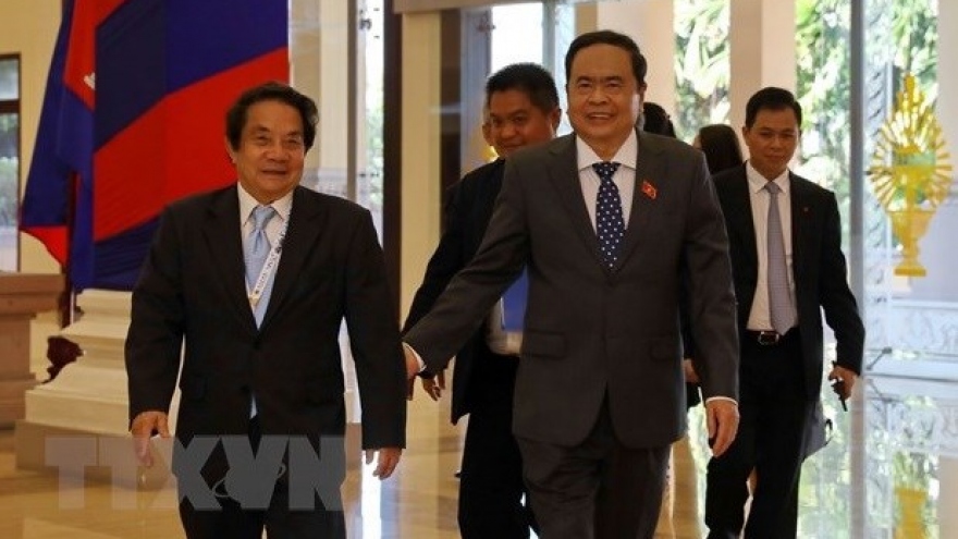 Vietnamese, Cambodian National Assemblies boost cooperation