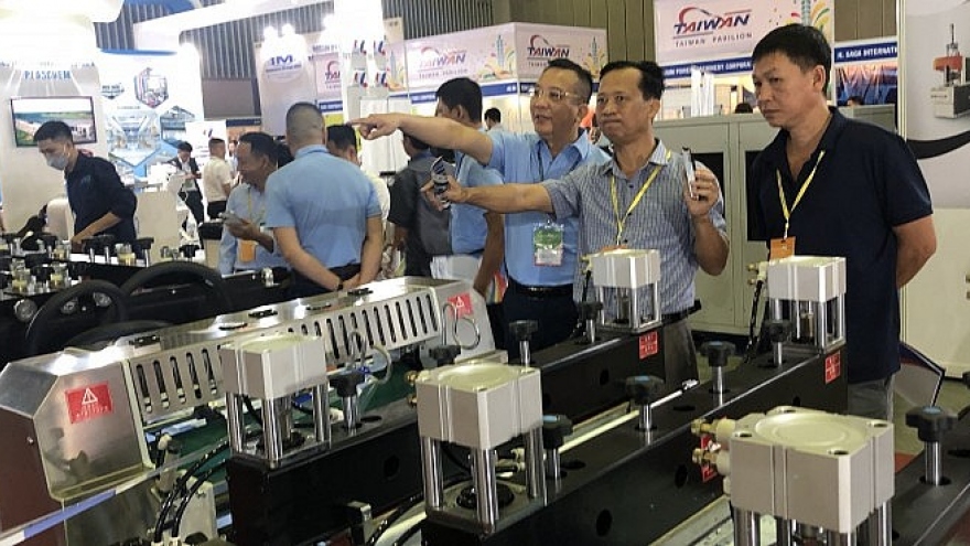 International plastics and rubber expo opens in HCM City