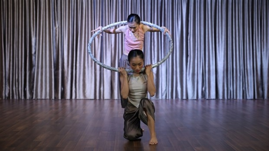 Singapore dance festival comes to HCM City