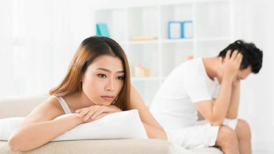 Suy giảm ham muốn tình dục bị ức chế: Có nên cam chịu?