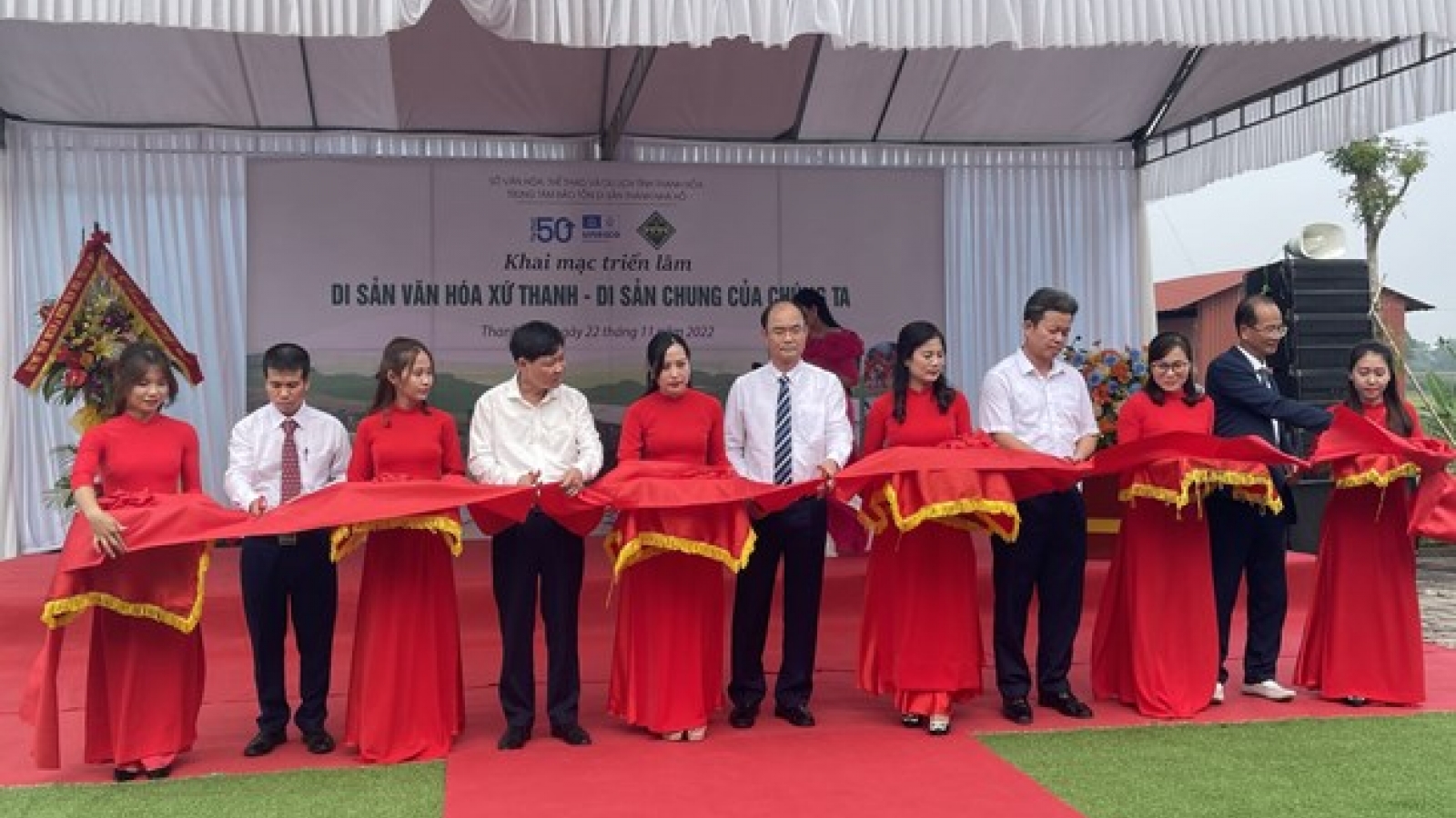 Exhibition highlights precious documents of Ho Dynasty Citadel