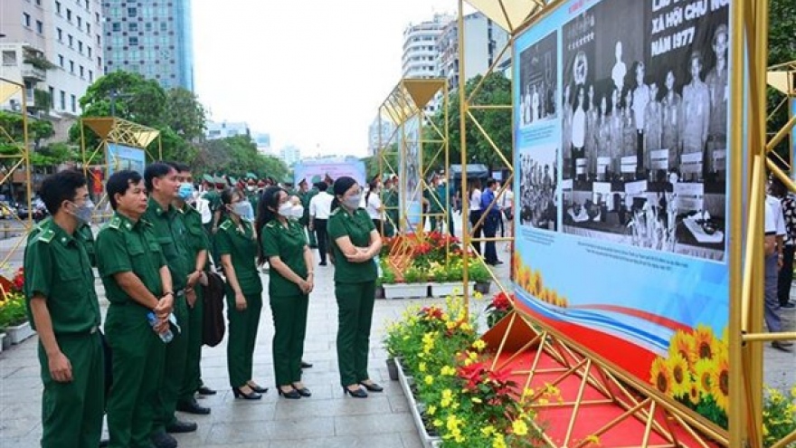 Photo exhibition highlights late Prime Minister Vo Van Kiet’s life, career