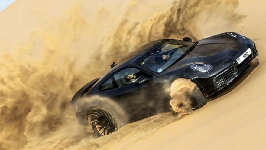 Porsche 911 Dakar với khả năng vượt địa hình sẽ ra mắt ngày 16/11