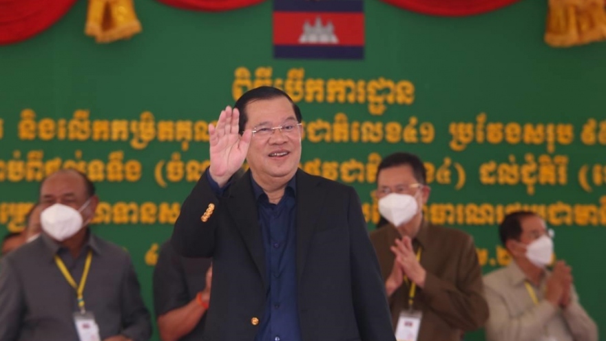Thủ tướng Campuchia kêu gọi người dân đi tiêm phòng COVID-19