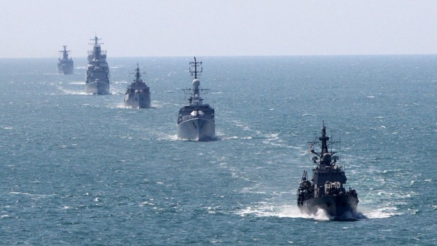 NATO tăng cường hiện diện ở Baltic và biển Đen
