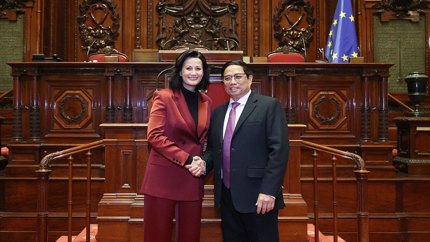 Thủ tướng Phạm Minh Chính hội kiến Chủ tịch Thượng viện Bỉ Stephanie D’Hose