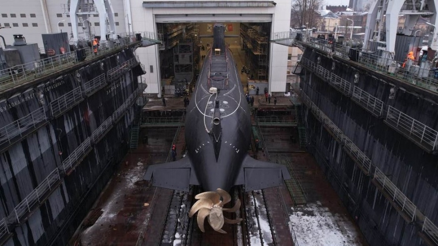 Nga hạ thủy tàu ngầm Velikiye Luki mới có khả năng mang tên lửa Kalibr