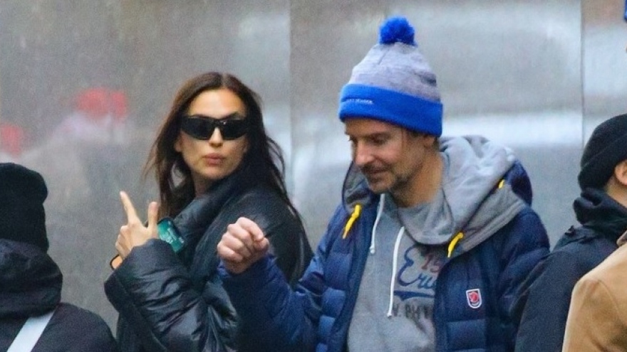 Siêu mẫu Irina Shayk và Bradley Cooper vui vẻ đi chơi giữa ồn ào tái hợp