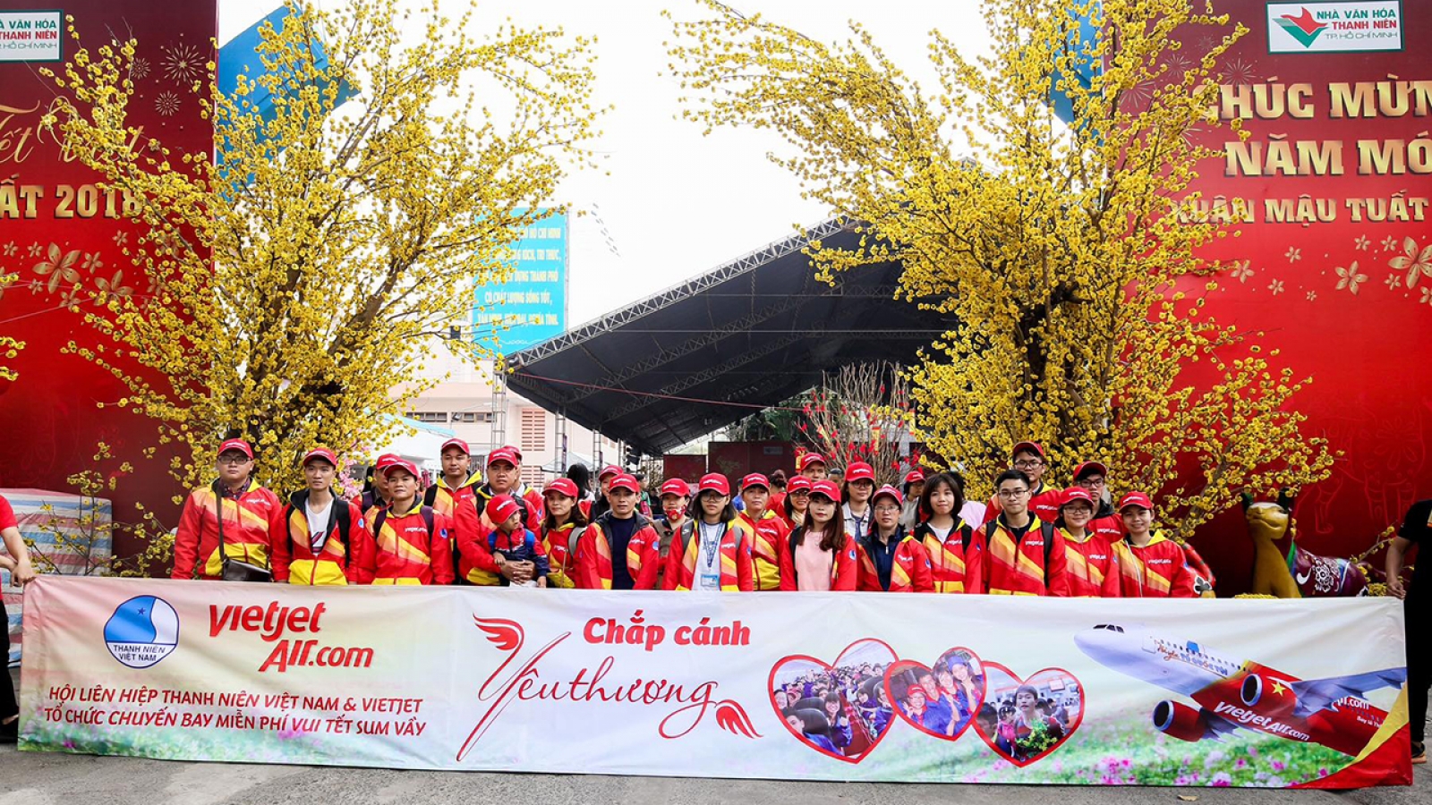 Vietjet dành 2 chuyến bay miễn phí đưa công nhân về quê ăn Tết