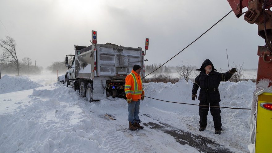 Bão tuyết hoành hành tại Canada và Mỹ đúng dịp nghỉ lễ cuối năm