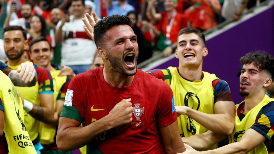 Ramos lập hat-trick, Bồ Đào Nha đại thắng Thuỵ Sĩ trong ngày Ronaldo dự bị