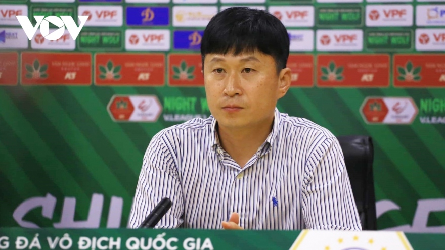 Hà Nội FC chia tay HLV Chun Jae Ho