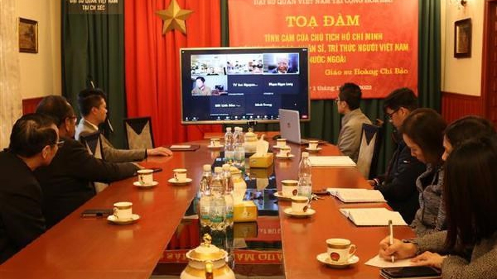 President Ho Chi Minh’s sentiments towards OVs spotlighted at Czech conference