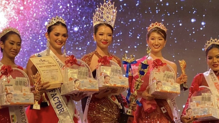 Siêu mẫu Thùy Dung đăng quang Hoa hậu Châu Á 2022