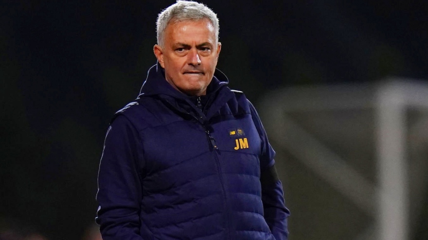 HLV Mourinho được Brazil và Bồ Đào Nha quan tâm