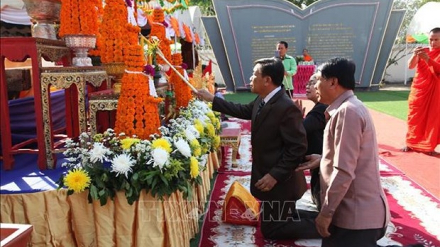 Respects paid to martyrs of Laos-Vietnam combat alliance