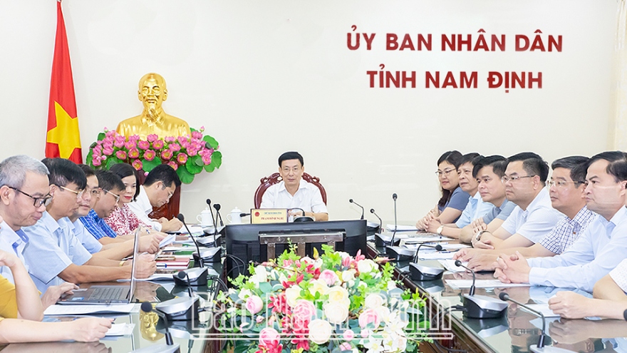 Kỷ luật khiển trách Ban cán sự đảng UBND các tỉnh Thanh Hóa, Nam Định