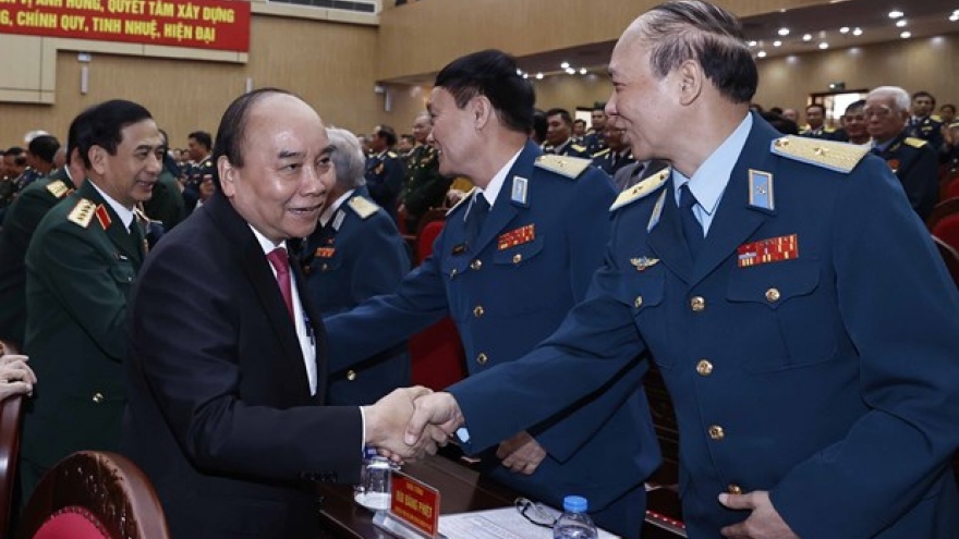 President attends gathering celebrating 50 years of "Dien Bien Phu in the air"