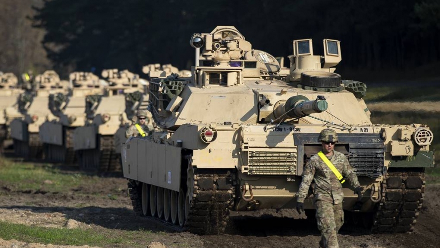 Điểm yếu của xe tăng hạng nặng Abrams Mỹ hỗ trợ cho Ukraine