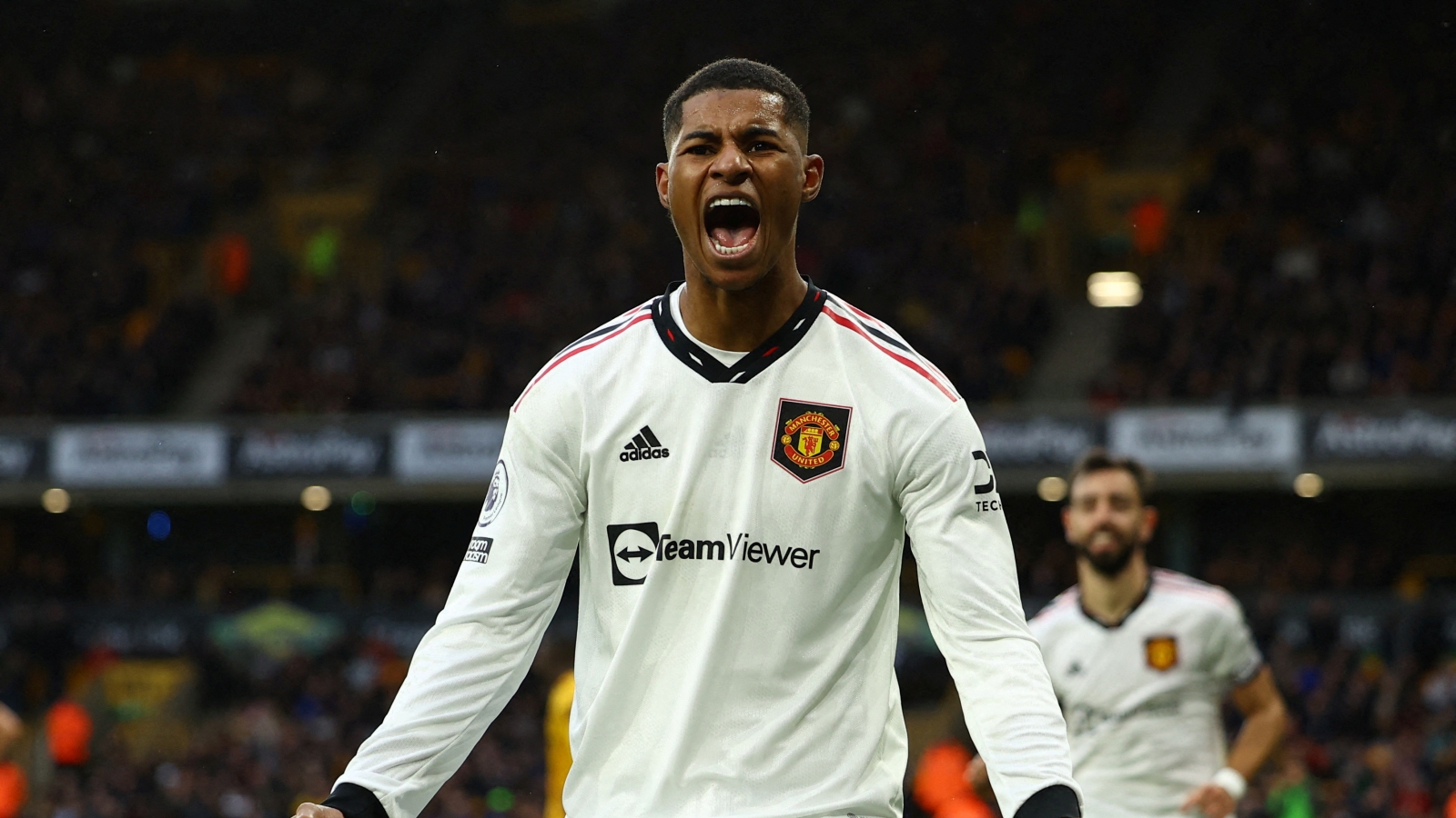 Rashford đi vào lịch sử khi đưa MU vào tốp 4 Ngoại hạng Anh