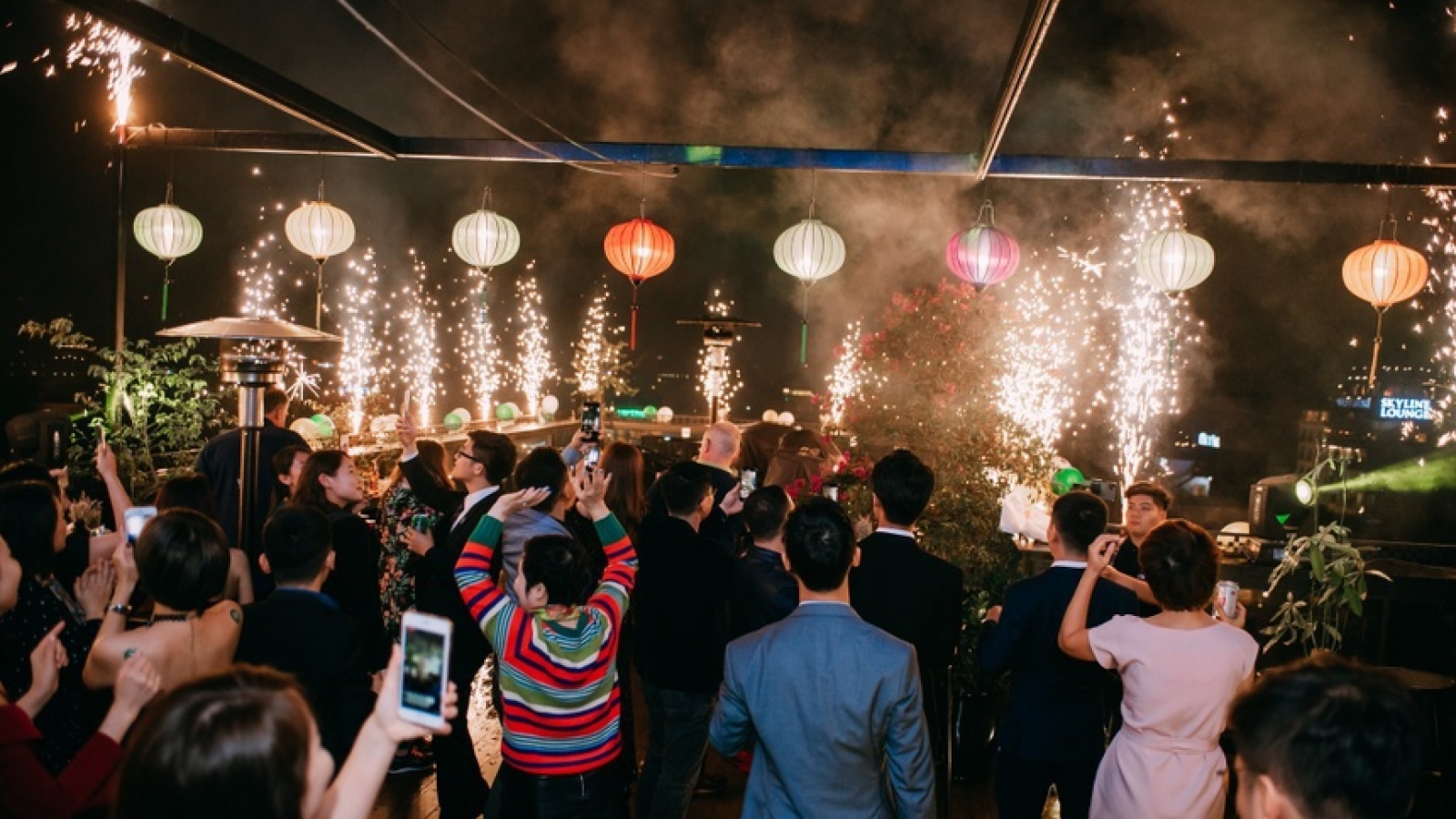 Popular places to view lunar New Year’s Eve fireworks display in Hanoi 