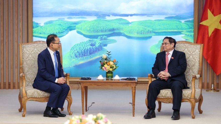 Vietnam attaches importance to strengthening relations with Cambodia
