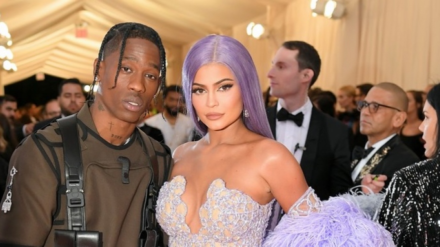 Kylie Jenner và bạn trai rapper tiếp tục chia tay