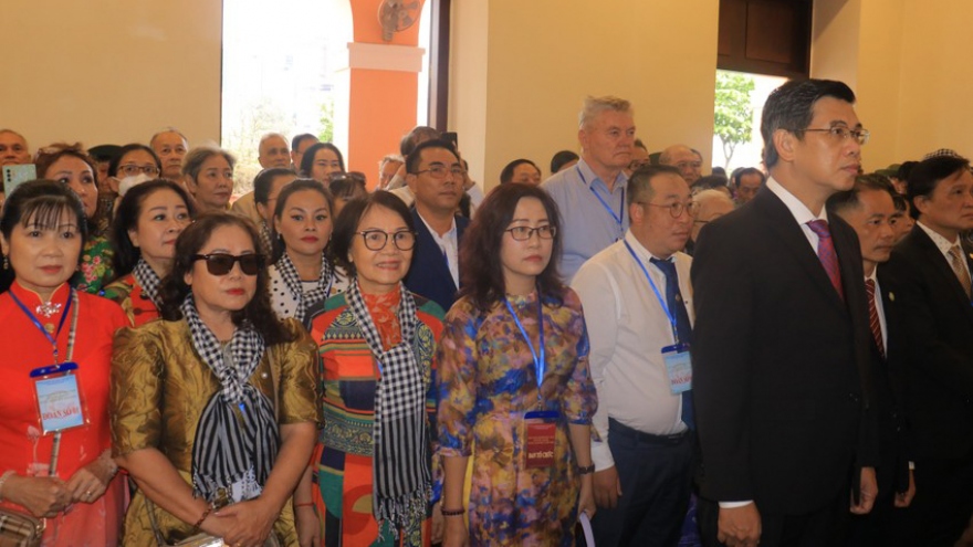 HCM City hosts Tet celebrations for overseas Vietnamese