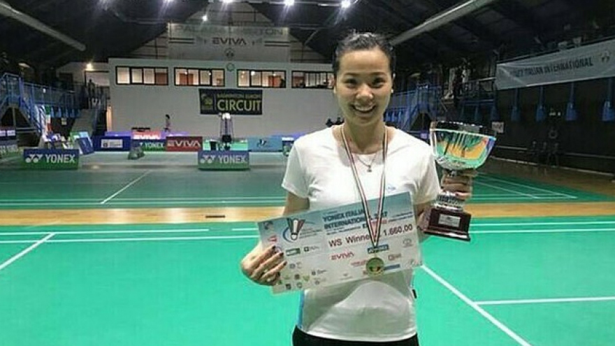Female Vietnamese badminton star placed 50th in world rankings