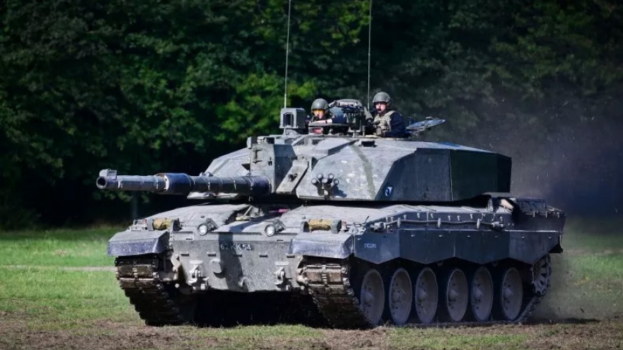 Ukraine gặp khó khăn với xe tăng Challenger 2 vì yêu cầu của Anh