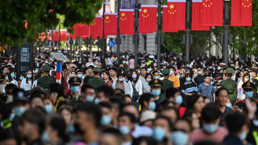 Dân số Trung Quốc lần đầu tiên giảm sau hơn 60 năm