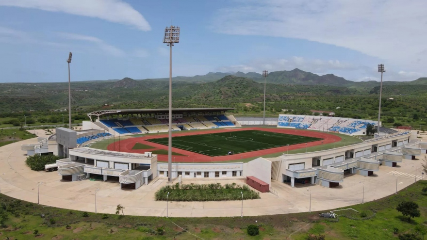 Quốc gia đầu tiên trên thế giới đổi tên sân vận động thành Pele 