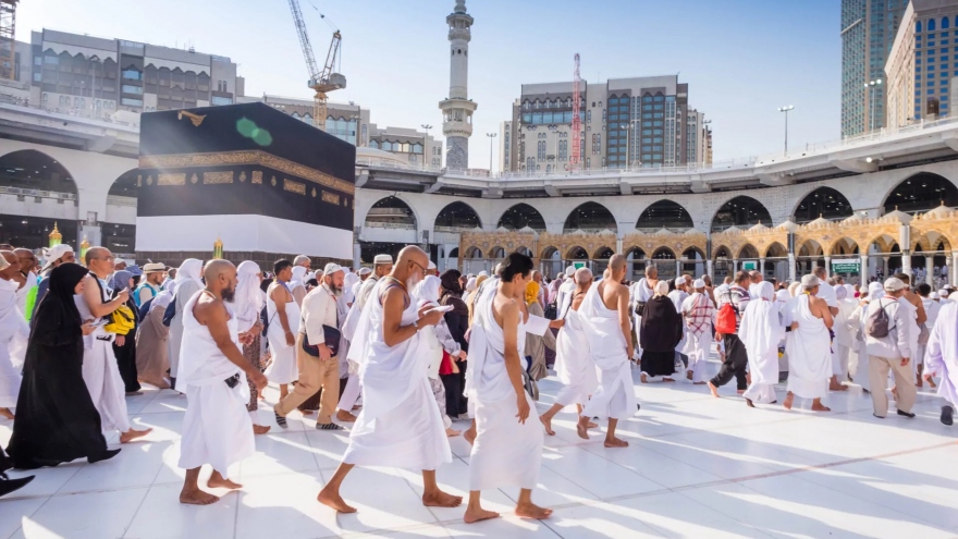 Bắt đầu lễ hành hương Hajj lớn nhất của người Hồi giáo