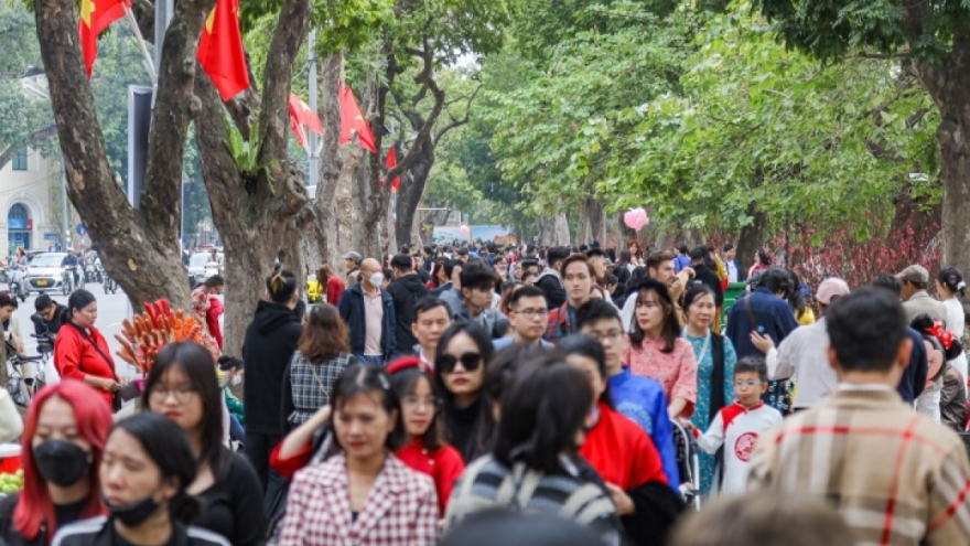 Hanoi sees crowds gather on second day of Lunar New Year