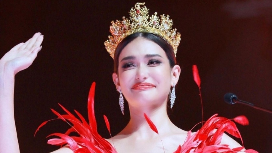 Gương mặt khác lạ, Á hậu Hòa bình Thái Lan bị nghi can thiệp thẩm mỹ
