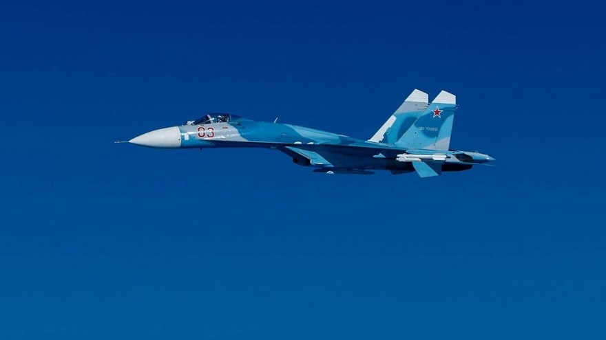 Tiêm kích Su-27 của Nga chặn máy bay trinh sát Đức trên biển Baltic