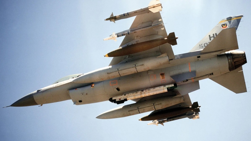 Tổng thống Nga Putin dự báo số phận máy bay F-16 ở Ukraine