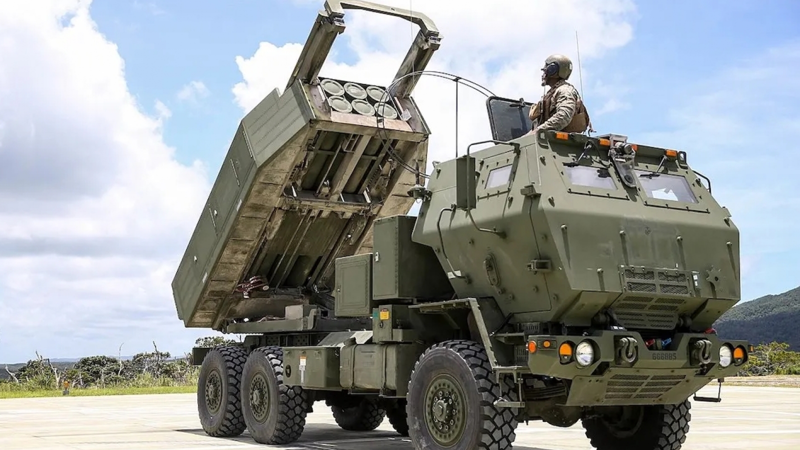 Hệ thống HIMARS tại Ukraine phải chờ dữ liệu của Mỹ mới bắn được quân Nga