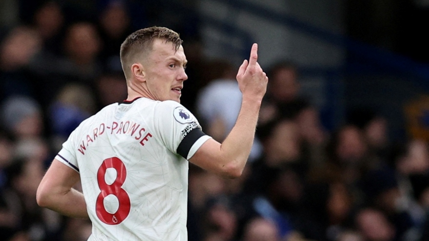 James Ward-Prowse áp sát kỷ lục ấn tượng của David Beckham