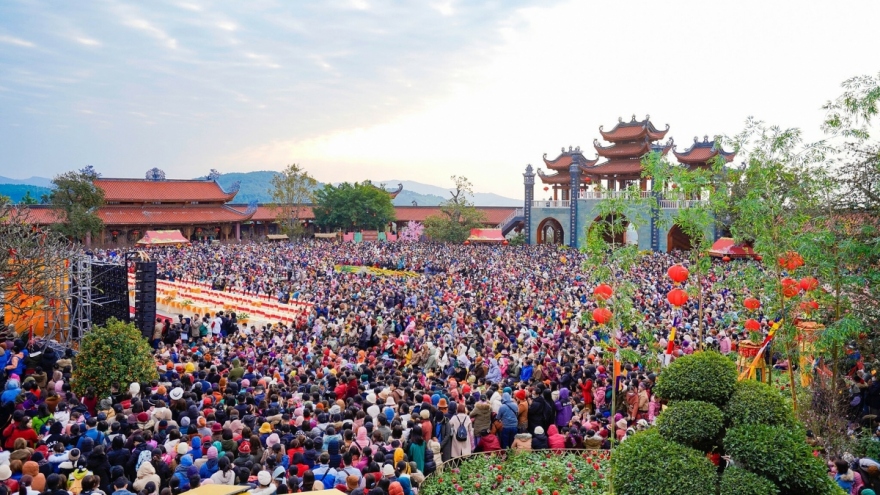 PGS.TS Phạm Ngọc Trung: "Chư Phật không ban chức tước, bổng lộc, tiền tài"