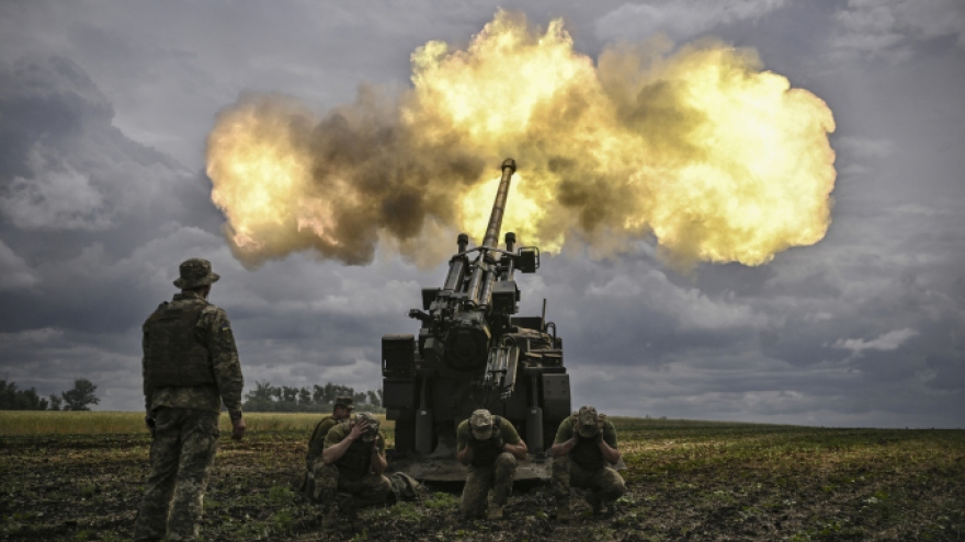 Nga dội hỏa lực vào các mục tiêu Ukraine, Kiev tuyên bố bắn hạ chiến đấu cơ Nga