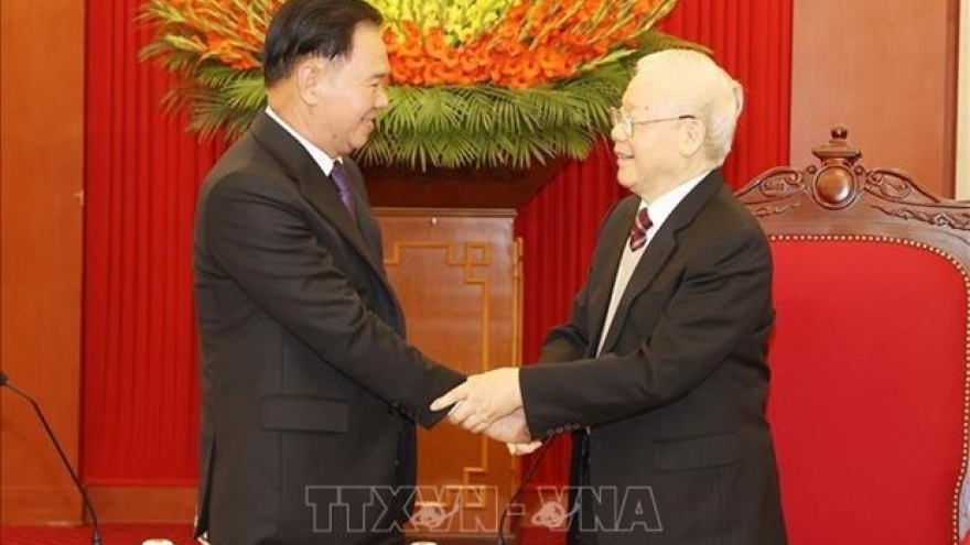 Party chief receives Lao Party official