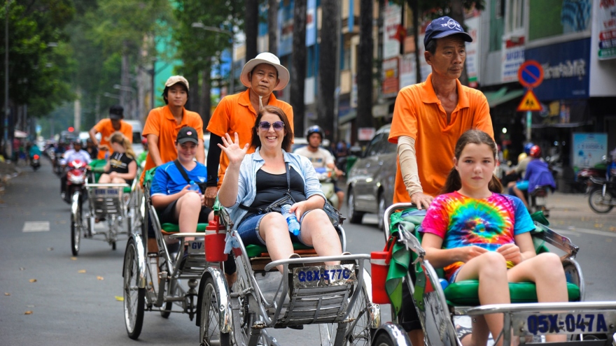 Diverse means of transport for tourists Ho Chi Minh City