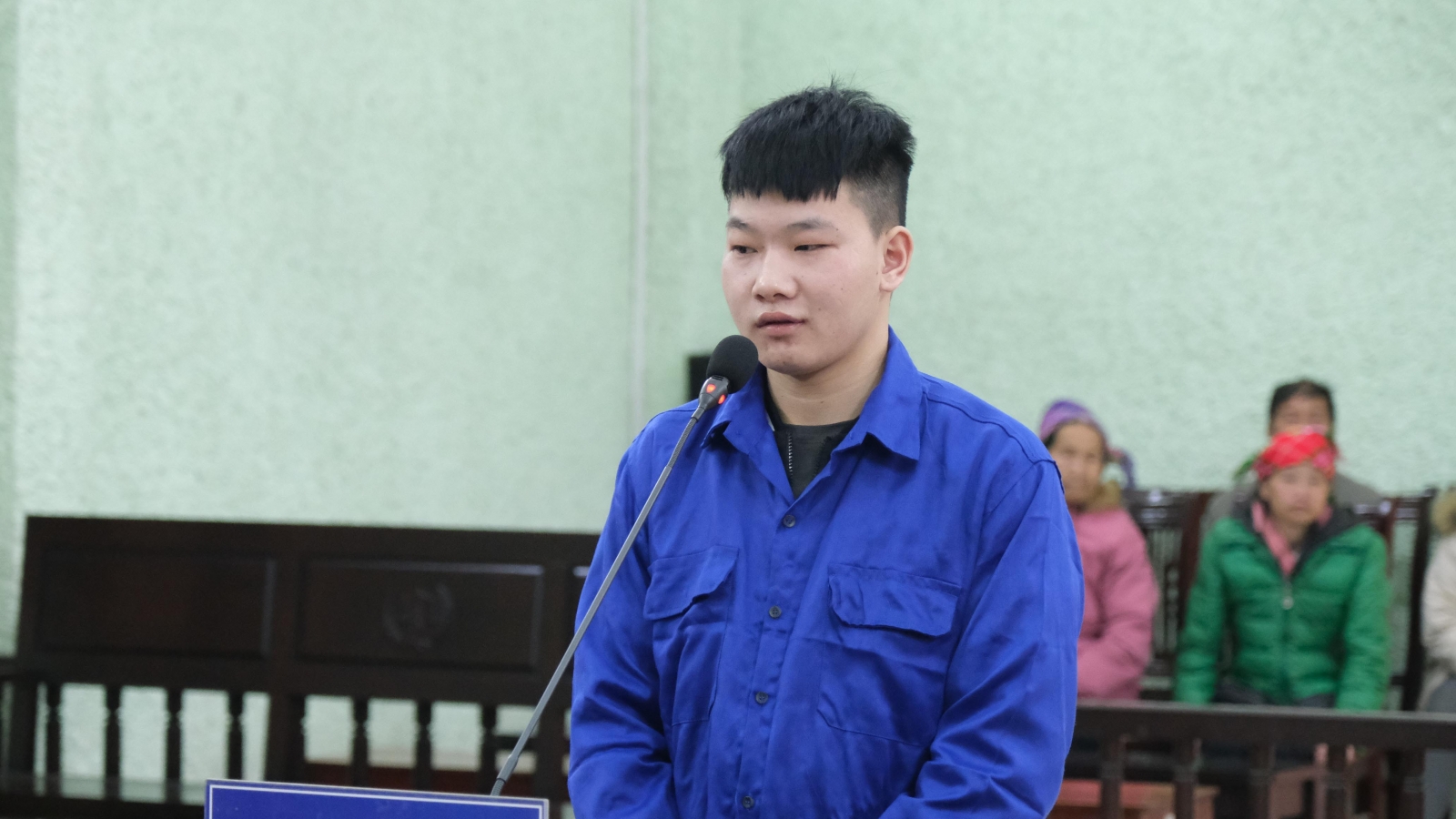 Lĩnh án 10 năm tù vì sát hại bố đẻ