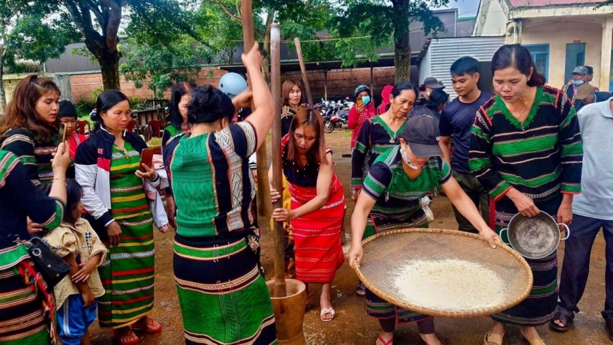 Lễ mừng cơm mới của người M’Nông