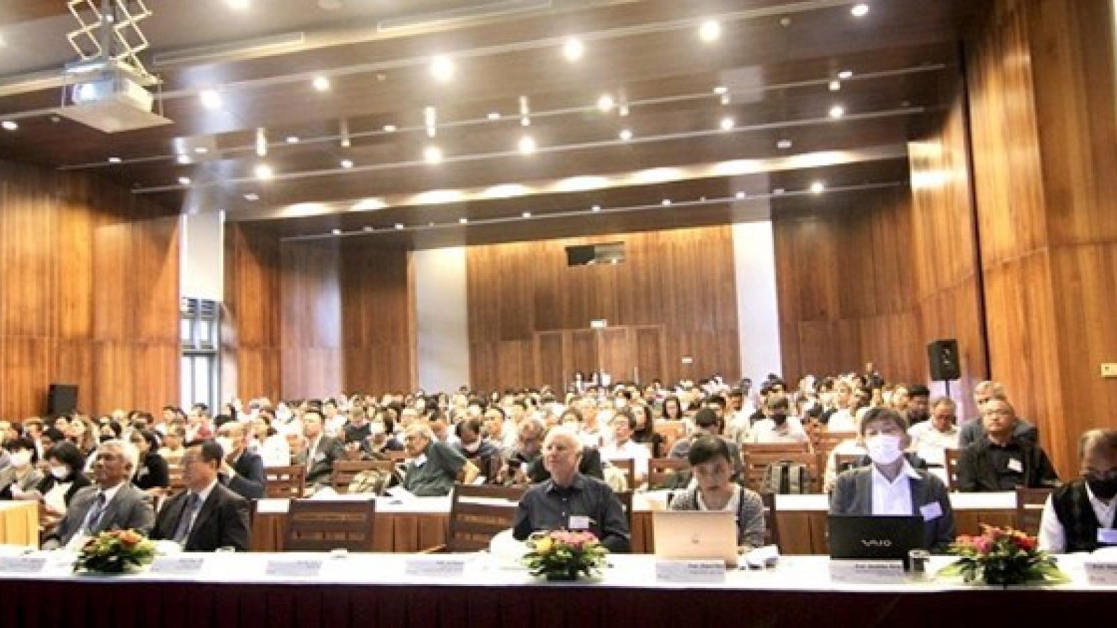 International chemistry conference attracts over 350 scientists