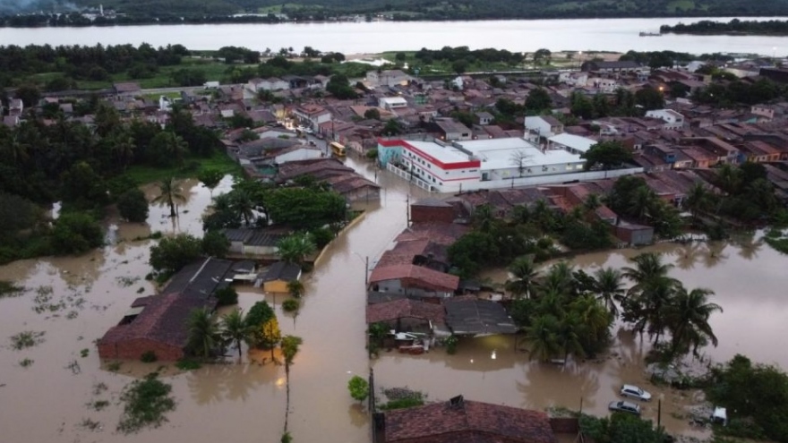 Ít nhất 85 người chết do ngập lụt, Brazil muốn ban bố tình trạng khẩn cấp
