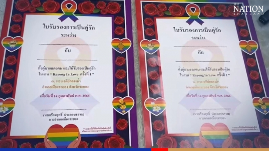 Các cặp đôi LGBT được đăng ký kết hôn tại tỉnh Rayong (Thái Lan) nhân dịp Valentine